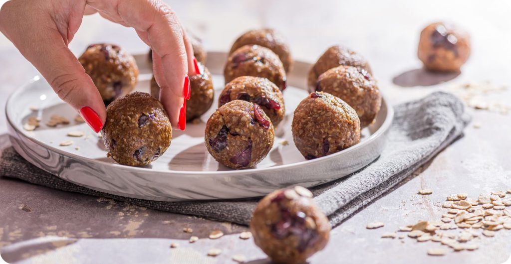 Oatmeal Energy Bites

Healthy & Quick Snack Ideas